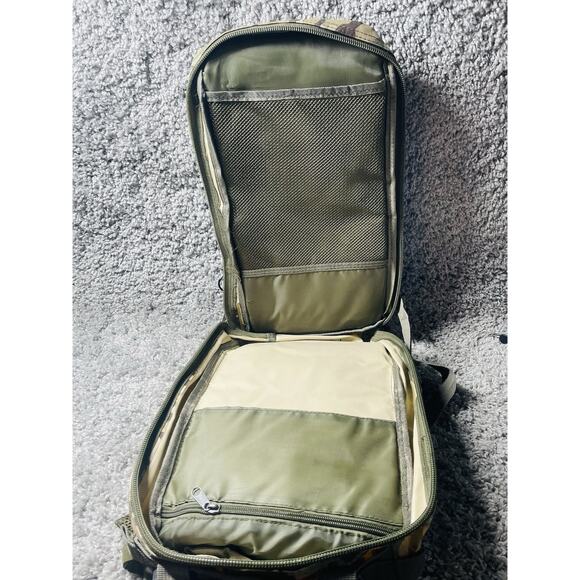 Expandable Tactical Backpack Day Bag Camouflage Green Military Hiking Bag - Picture 5 of 12